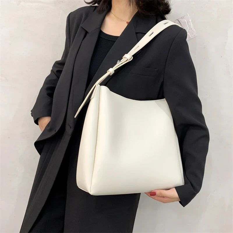 Maud | Hobo Bag