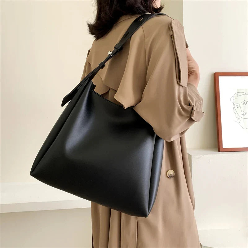Maud | Hobo Bag